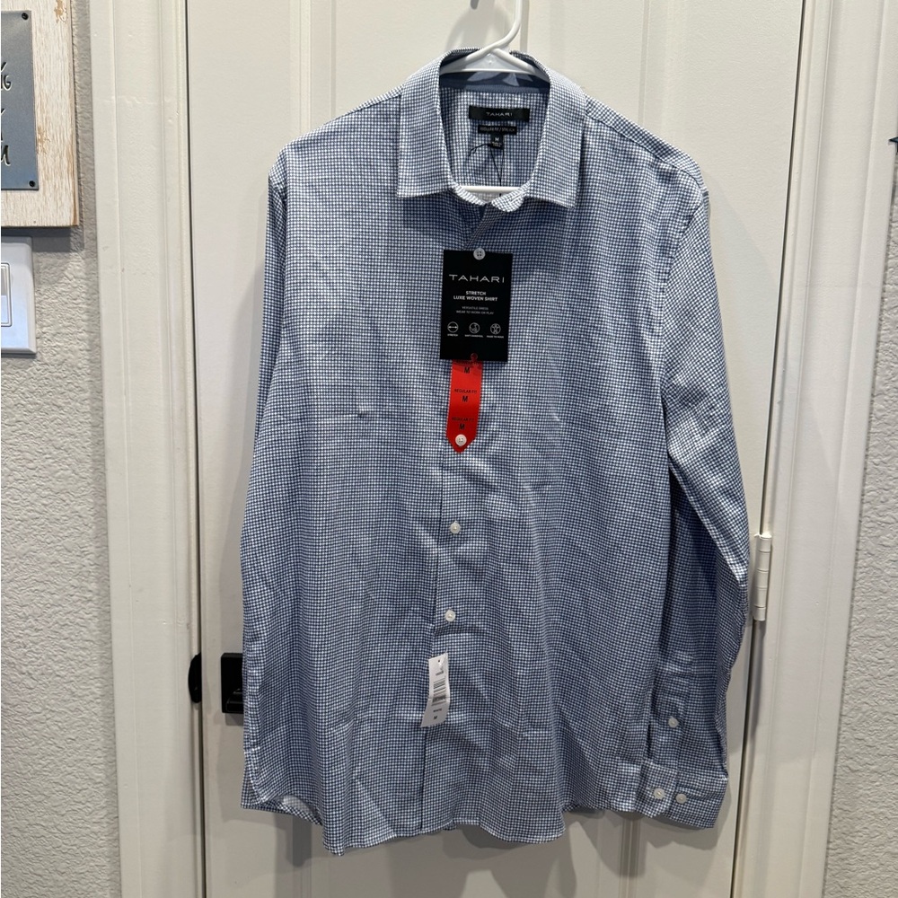 Tahari Men's Blue Checkered Tech performance shirt.
